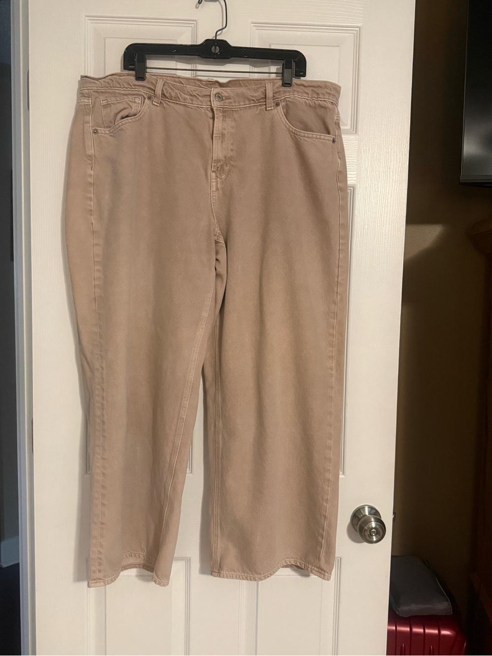 Old Navy High Rise Straight-Leg Jeans in Beige
